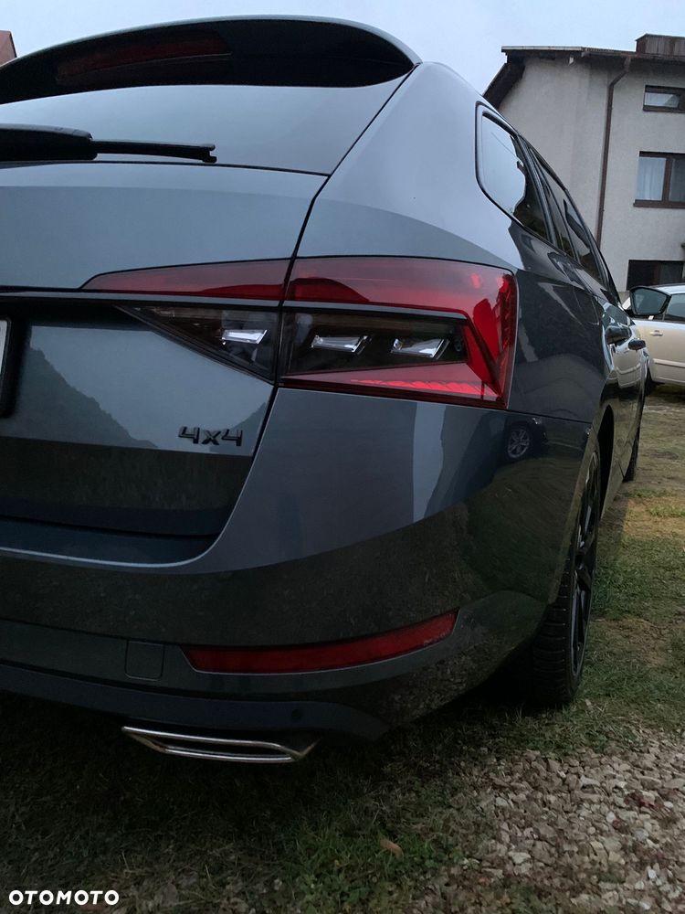 Skoda Superb 2.0 TSI 4x4 DSG Sportline - 33