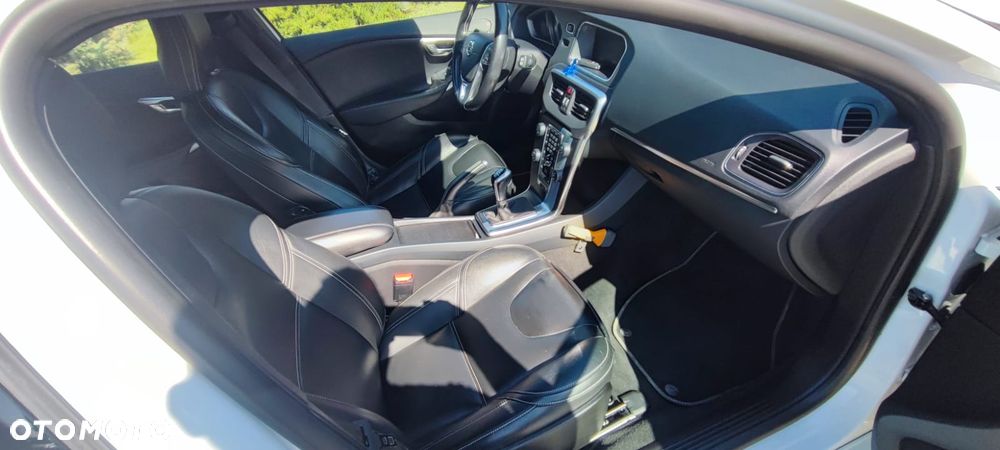 Volvo V40 D2 RDesign - 21