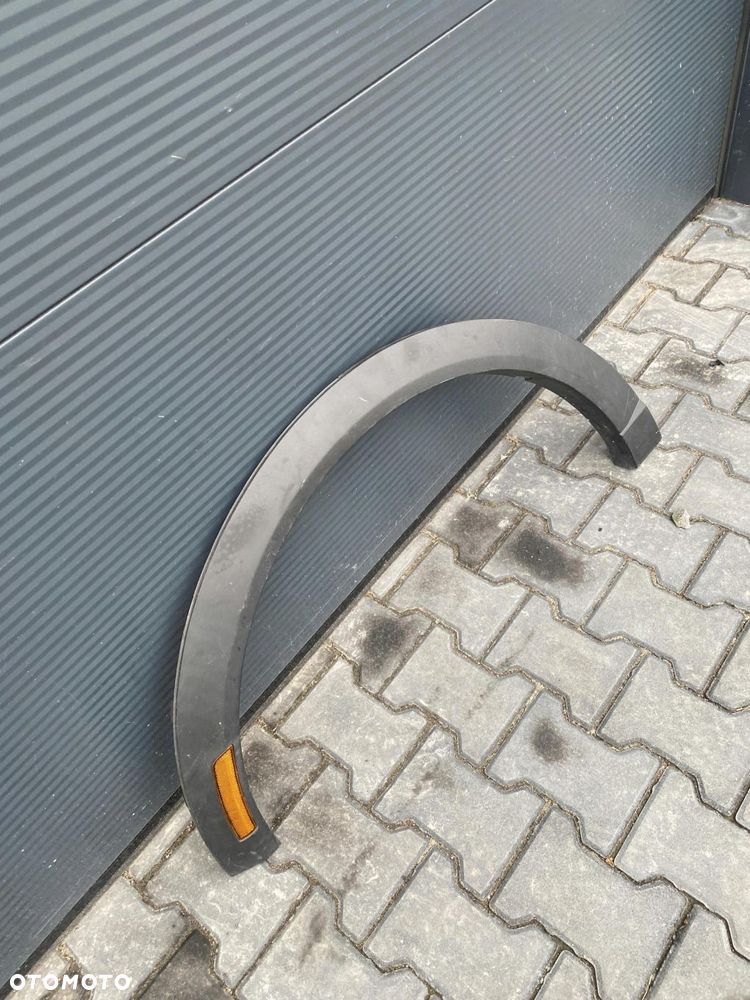 Ford Mustang Mach-E listwa błotnika prawa tył LJ8B-R286D02 - 3