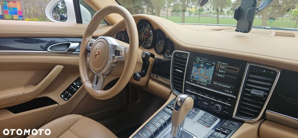 Porsche Panamera Diesel Platinum Edition - 22