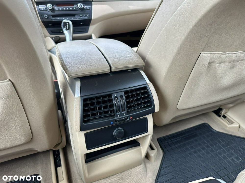 BMW X6 xDrive35d - 25
