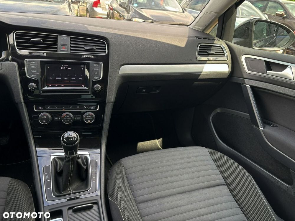 Volkswagen Golf 1.4 TSI BlueMotion Technology Comfortline - 24