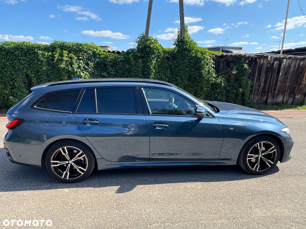 BMW Seria 3 320d xDrive MHEV Sport Line sport - 23