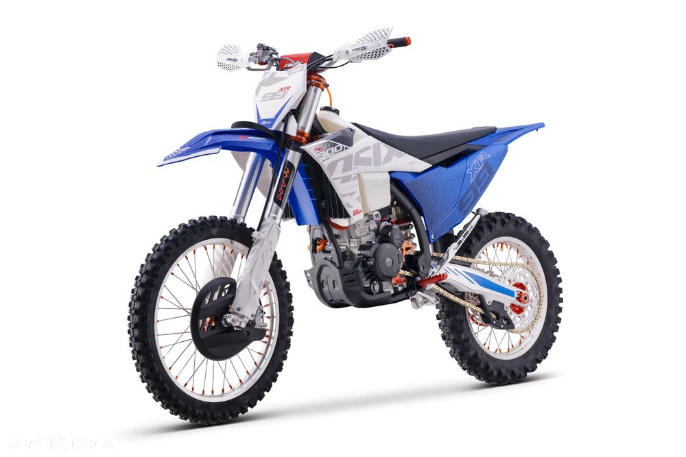 ASIX XR - 25