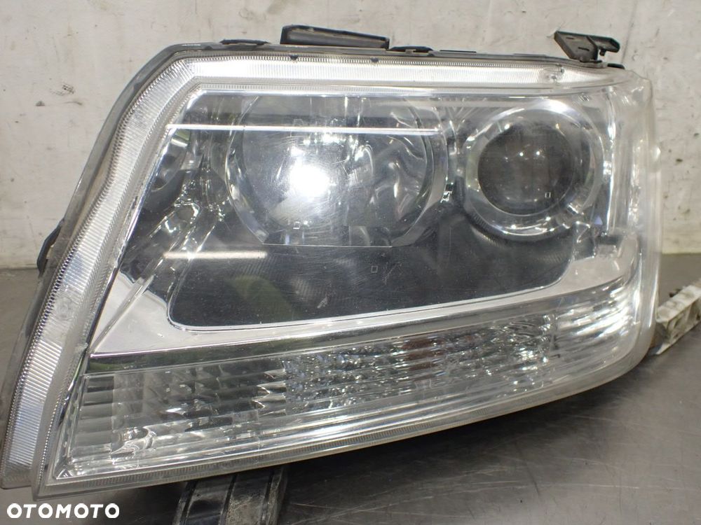 LAMPA LEWA PRZEDNIA XENON SUZUKI GRAND VITARA II 1.9 - 2