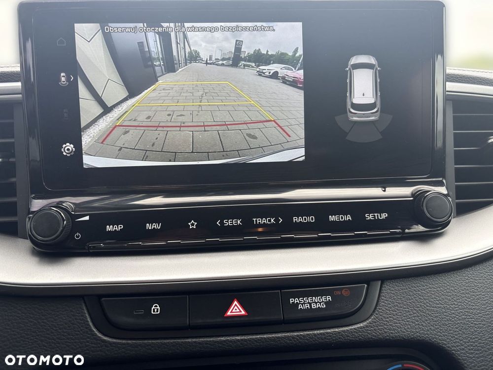 Kia Ceed - 21