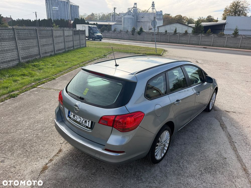 Opel Astra 1.4 Turbo Exklusiv - 17