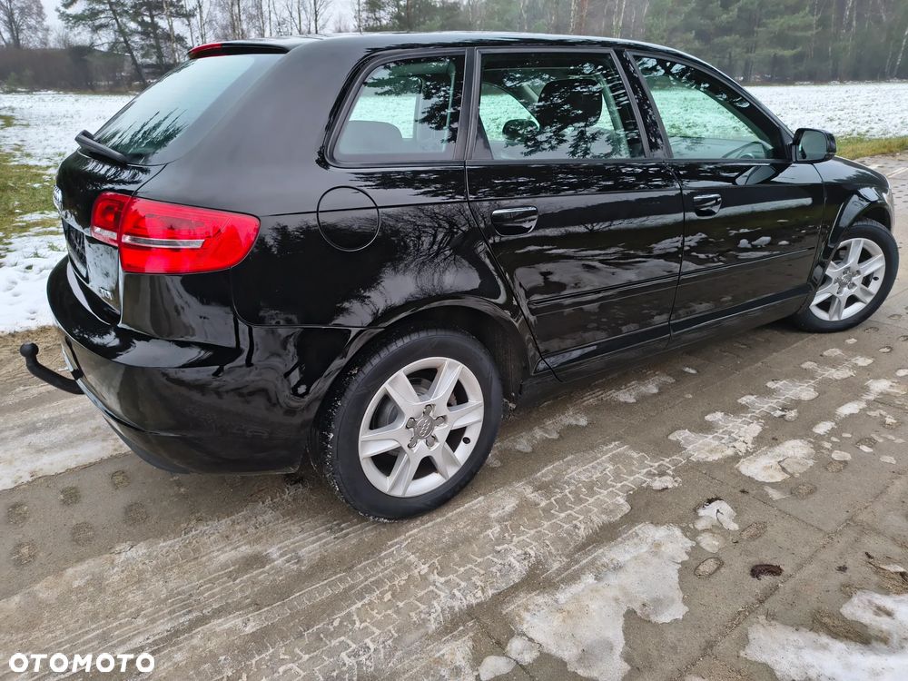 Audi A3 Sportback 1.6 TDI DPF Ambition - 3