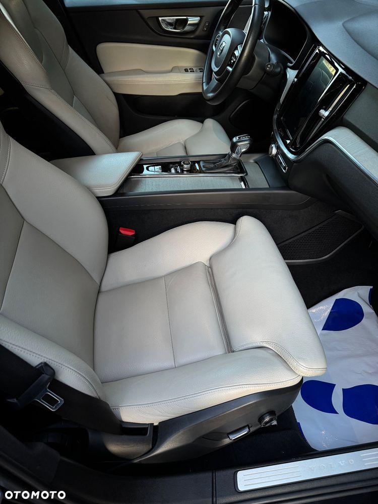 Volvo V60 D4 Geartronic Inscription - 16