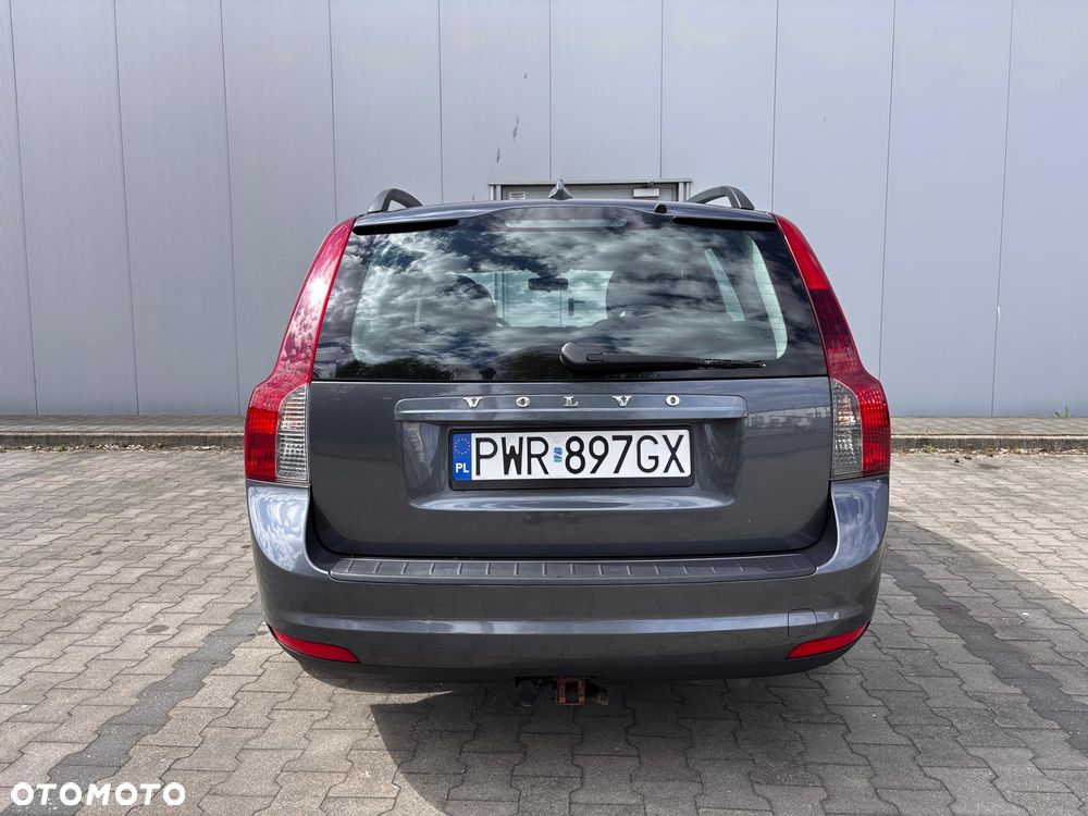 Volvo V50 1.6D DPF DRIVe Kinetic - 8