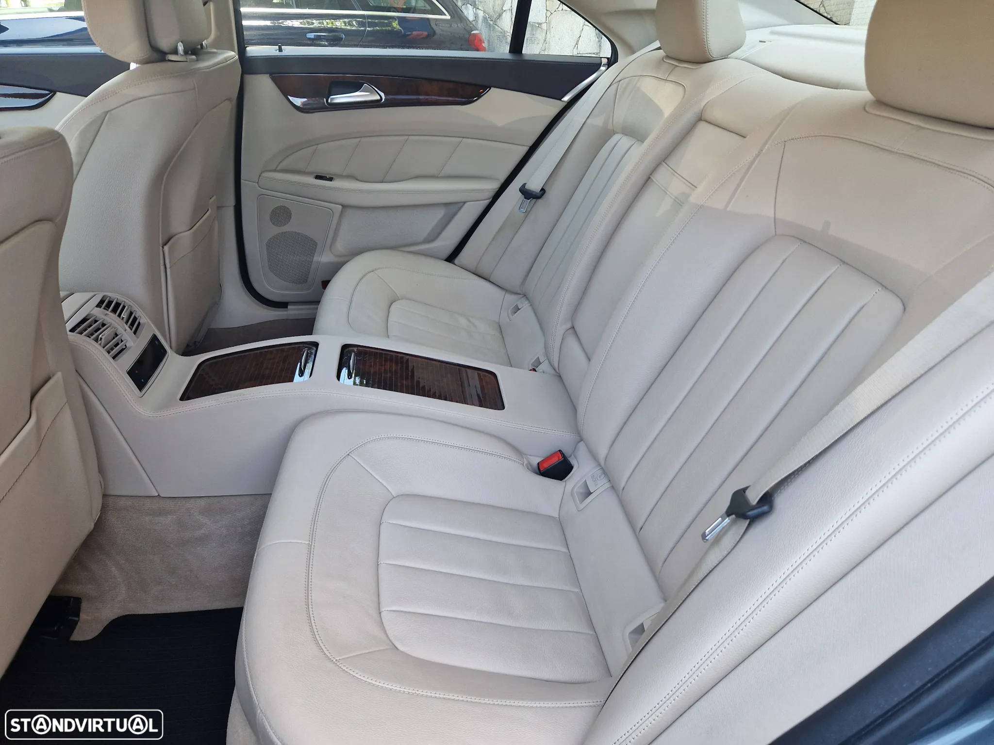 Mercedes-Benz CLS 250 BlueTEC - 14
