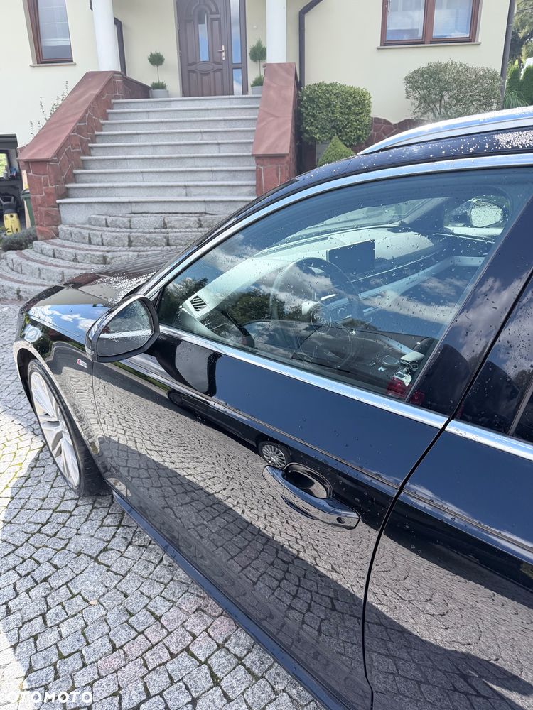 Audi A4 Avant 2.0 TDI Quattro S tronic - 5