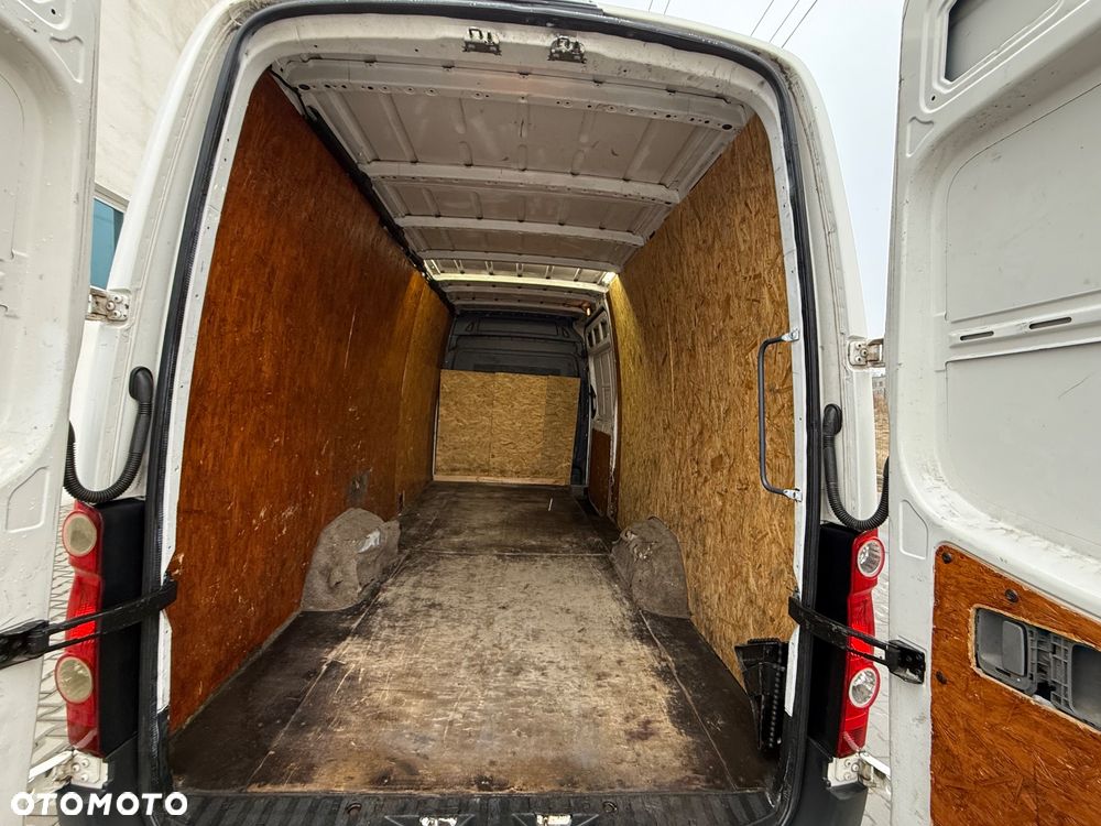 Volkswagen Crafter - 19