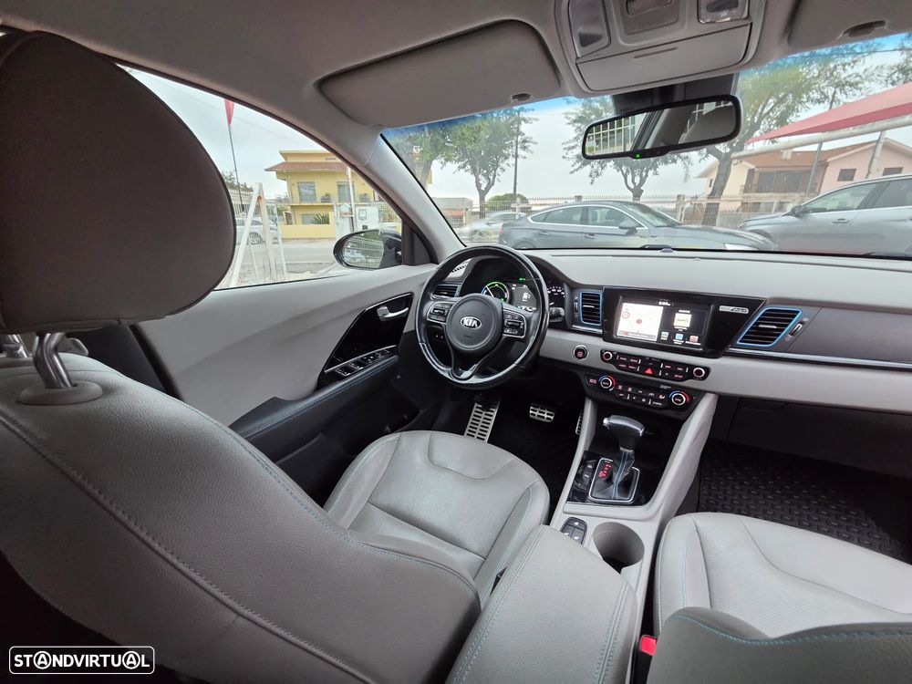 Kia Niro 1.6 GDI PHEV 2WD Aut. Edition 7 - 17