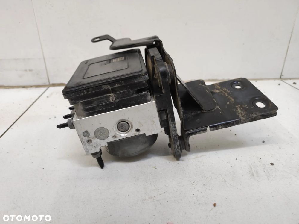 Pompa ABS Volkswagen PASSAT B8 2.0 TDI - 4