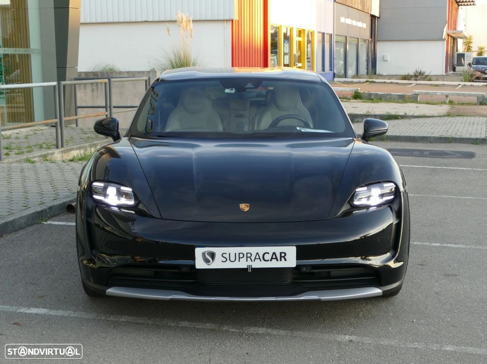 Porsche Taycan Cross Turismo 4S - 2