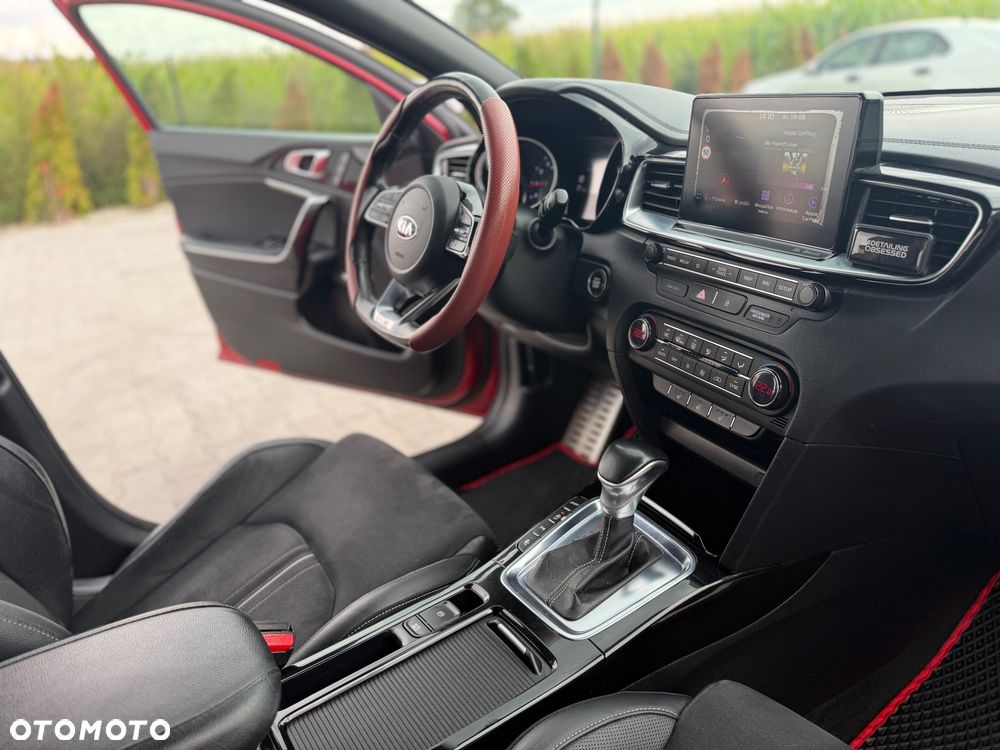 Kia ProCeed 1.4 T-GDI GT Line DCT - 17