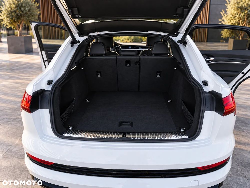 Audi e-tron 55 Quattro S Line - 9