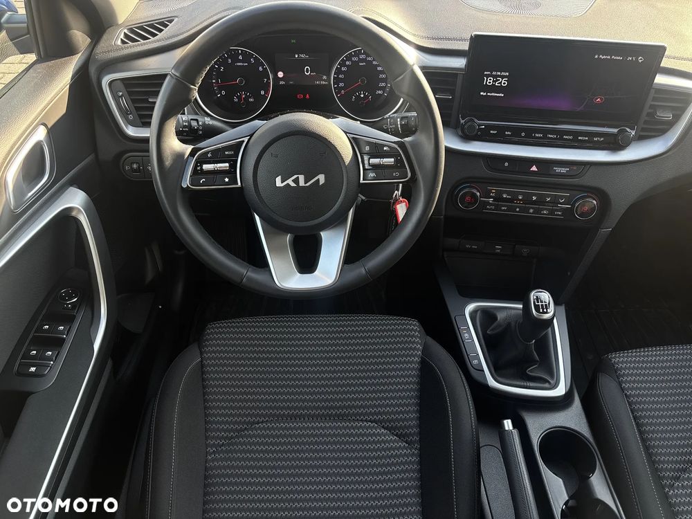 Kia XCeed 1.5 T-GDI M - 8