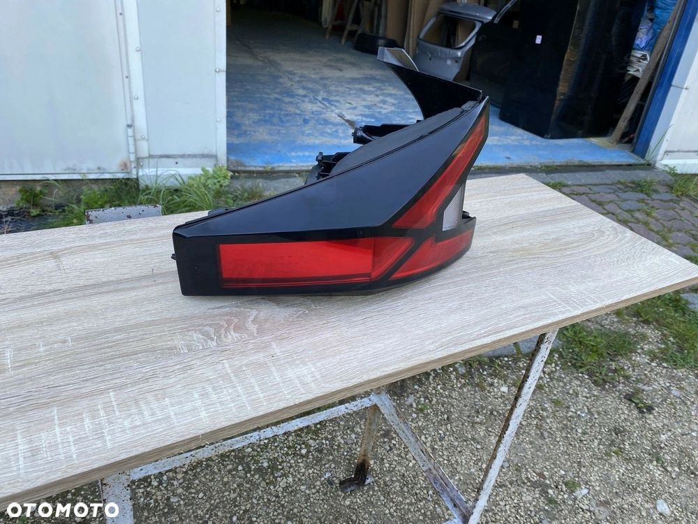 LAMPA TYŁ TYLNA LEWA DACIA DUSTER III 265559174R - 2