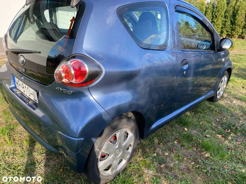 Toyota Aygo ver-1-0-vvt--i-active - 16