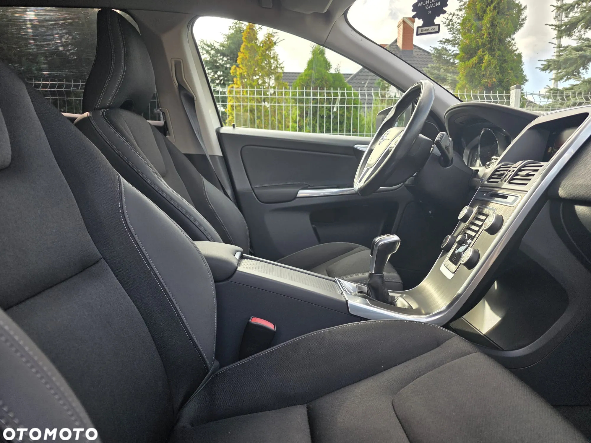 Volvo XC 60 D4 Momentum - 18