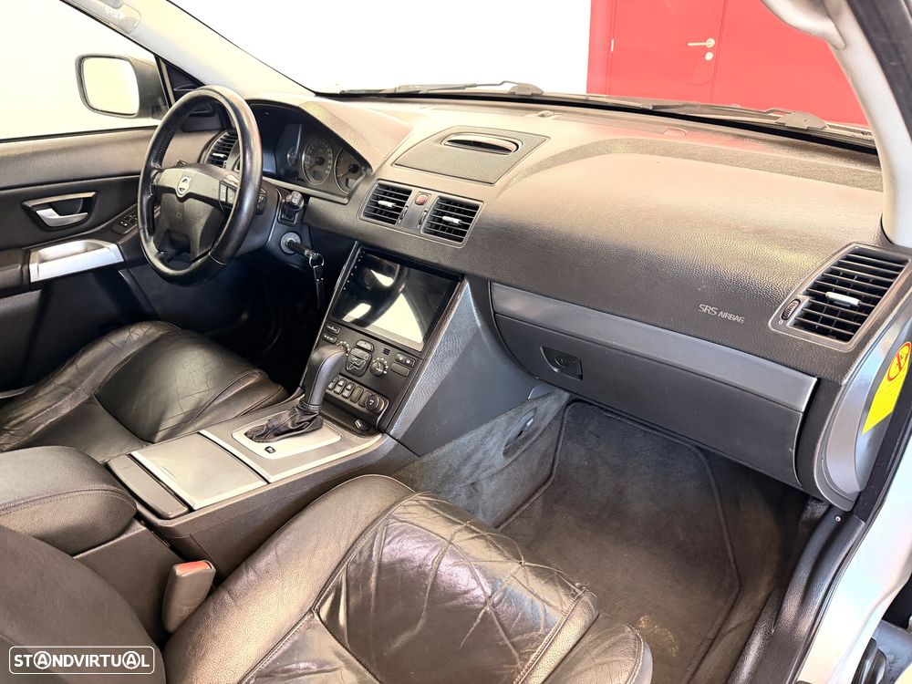 Volvo XC 90 2.4 D5 5L Nivel 3 Auto. - 11