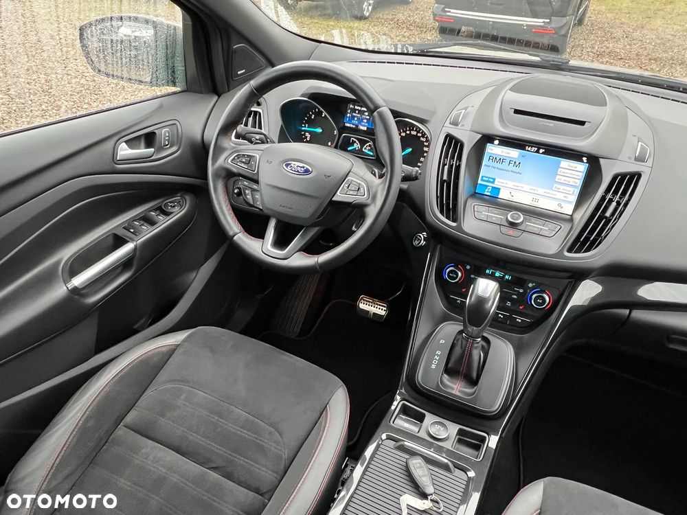 Ford Kuga 2.0 EcoBlue 4x4 ST-LINE - 19
