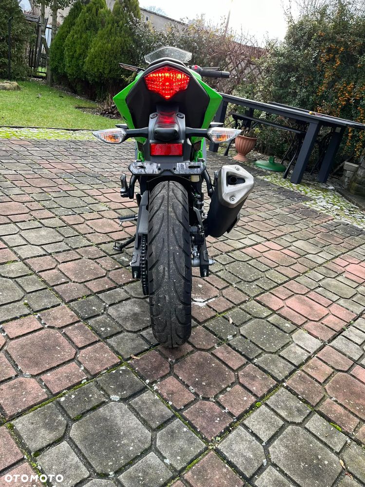 Kawasaki Ninja - 4