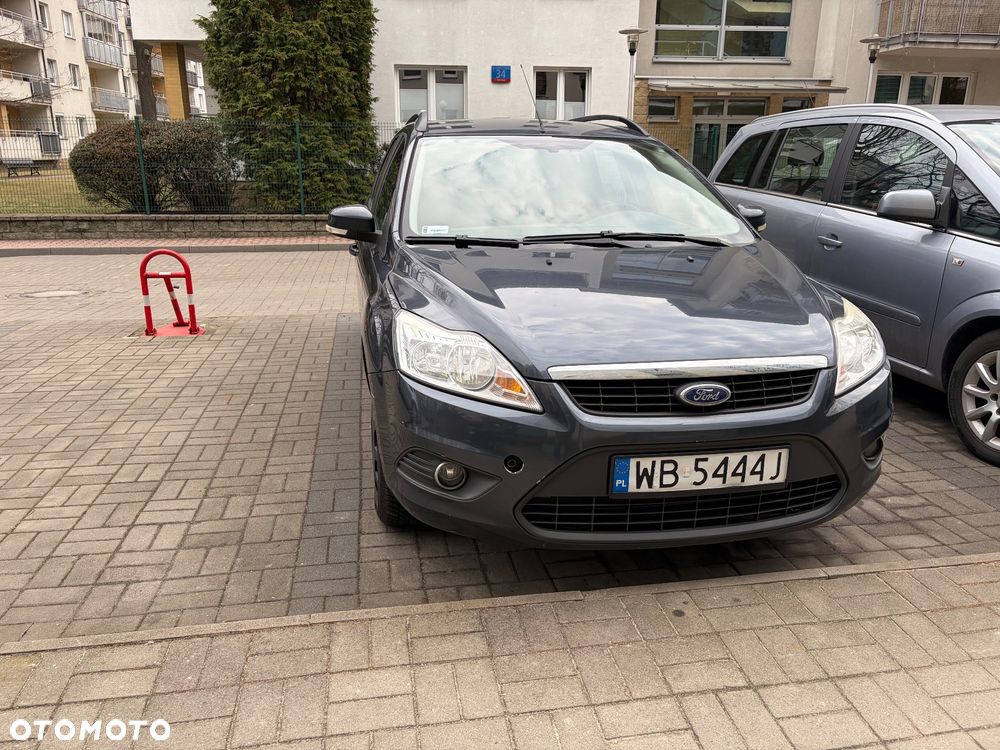 Ford Focus 1.6 Ambiente - 3