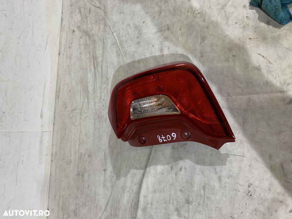 Lampa stop dreapta, Kia Picanto, 2017, 2018, 2019, 2020, 2021, 2022, cod origine OE 32228915. - 1