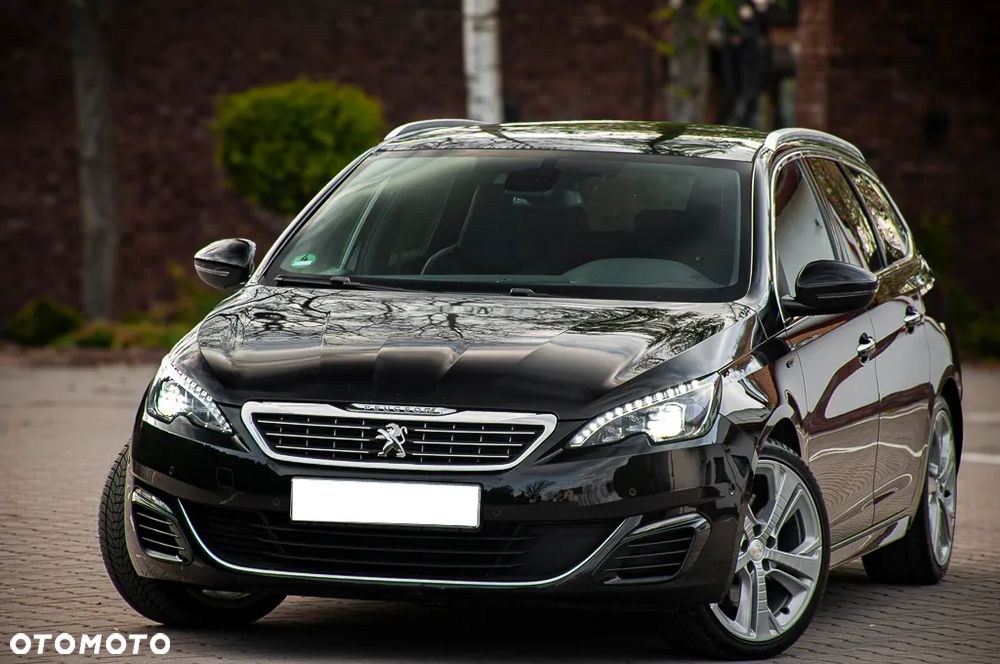 Peugeot 308 - 1