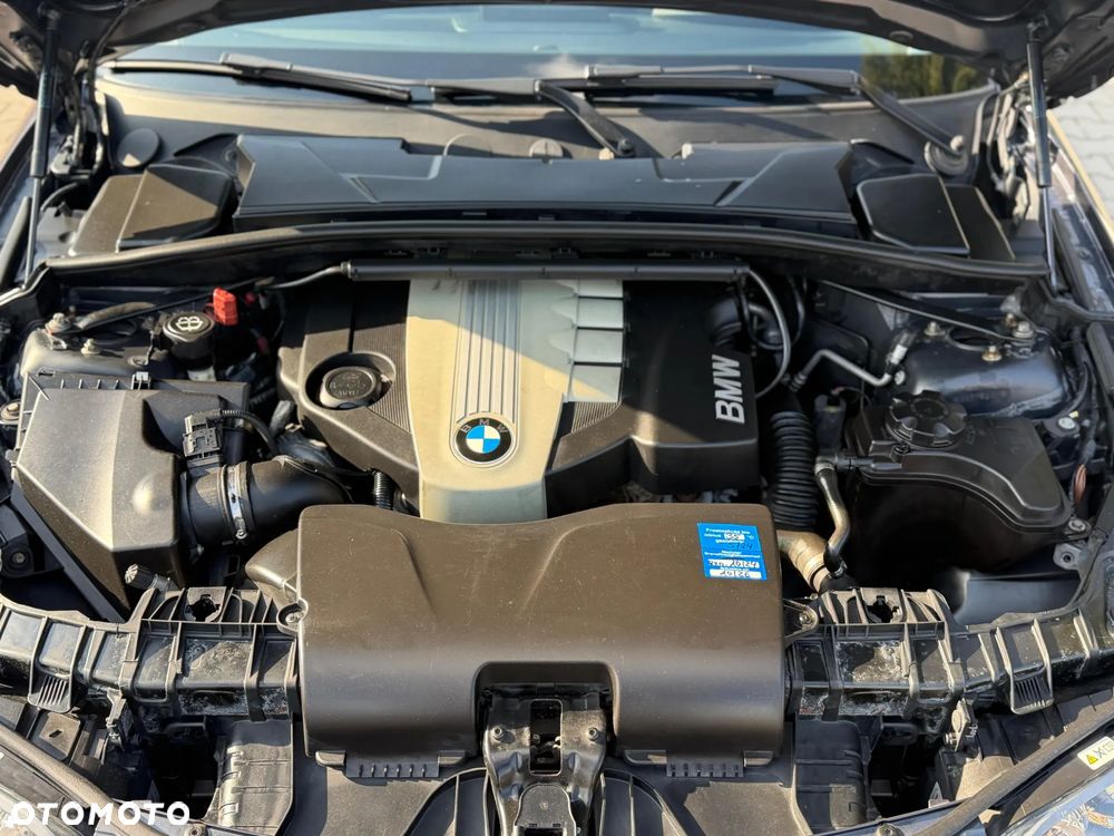 BMW Seria 1 123d DPF - 32