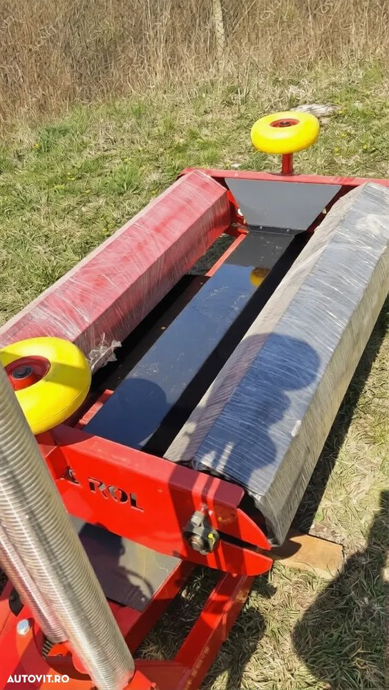 GRASS-ROL Masina de infoliat baloti rotunzi Grass-Rol - 2