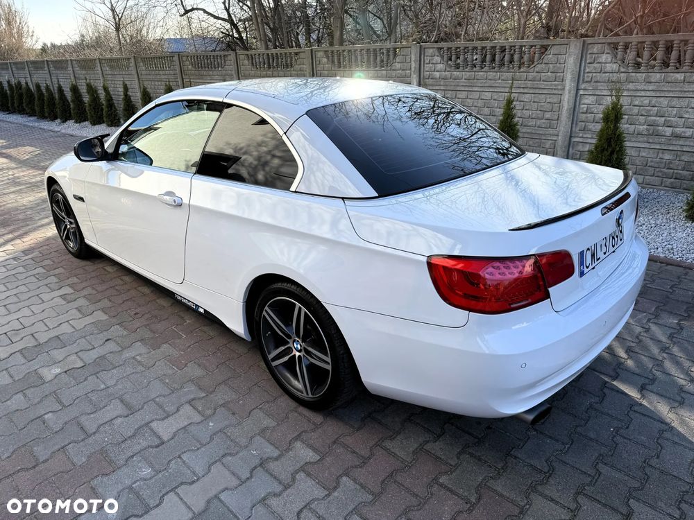 BMW Seria 3 320i Edition Exclusive - 1
