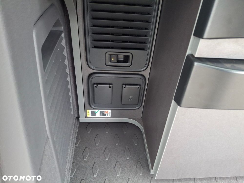 Volkswagen California - 13