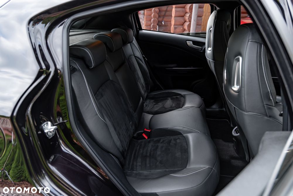 Alfa Romeo Giulietta 1750 TBi QV TCT - 22