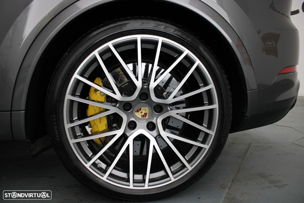 Porsche Cayenne Coupé Turbo S E-Hybrid - 56