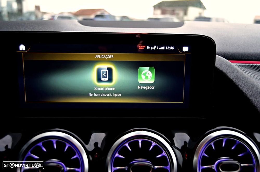 Mercedes-Benz GLA 250 e AMG Line - 39