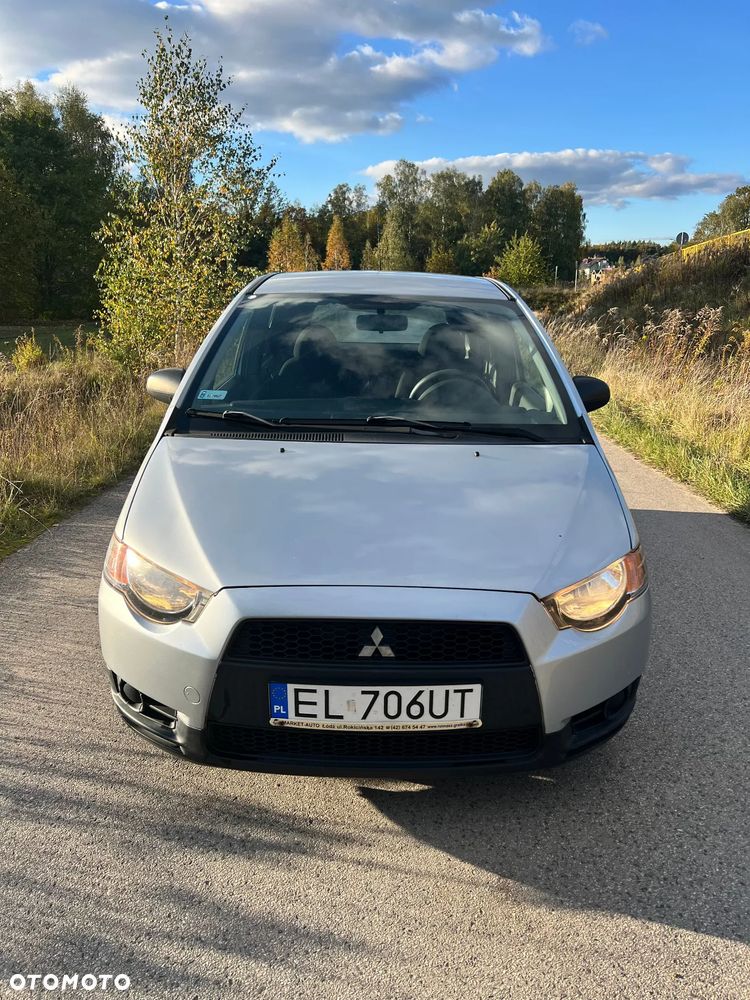 Mitsubishi Colt 1.1 Inform - 1