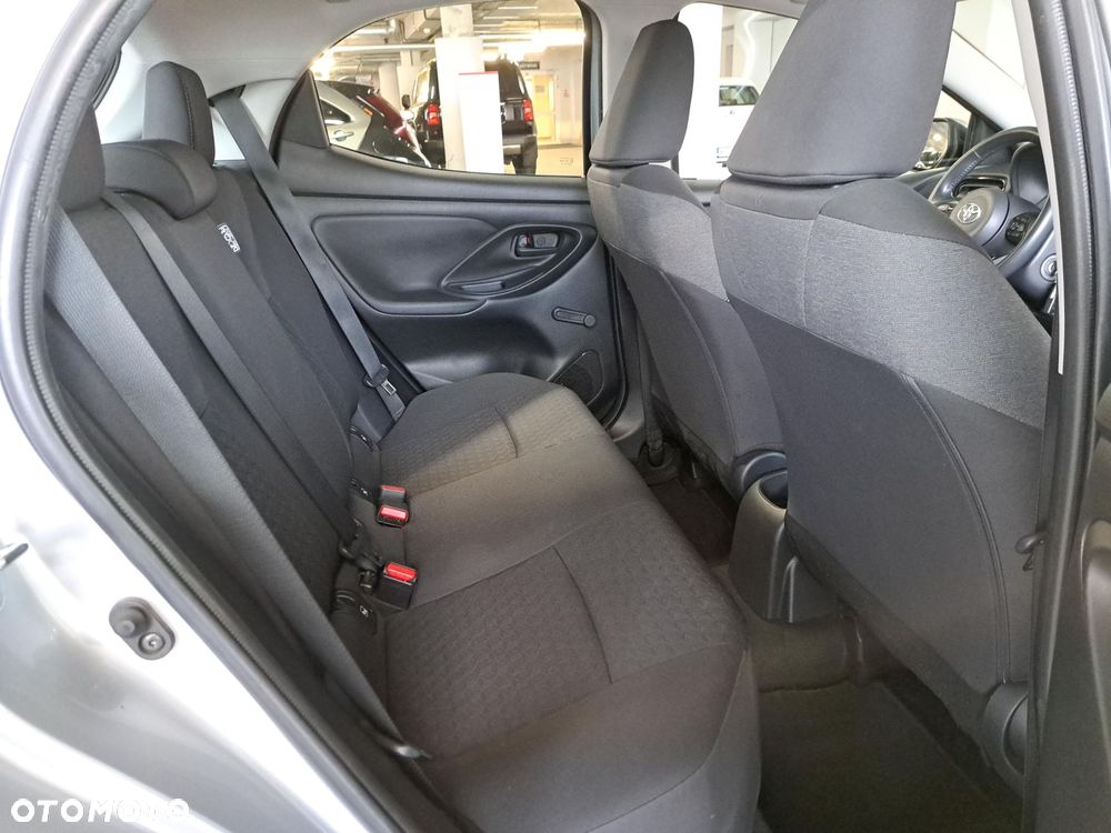 Toyota Yaris - 14