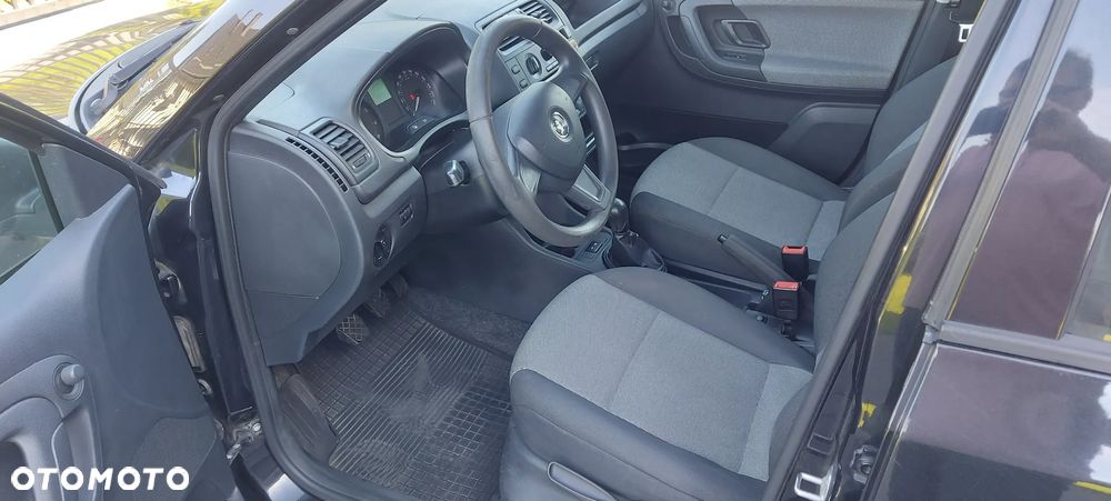 Skoda Fabia 1.4 16V Active - 12