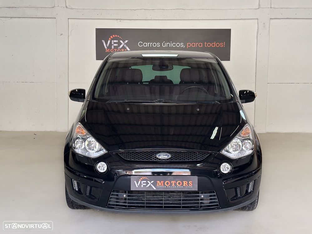 Ford S-Max 2.0 TDCi Titanium 7L - 11