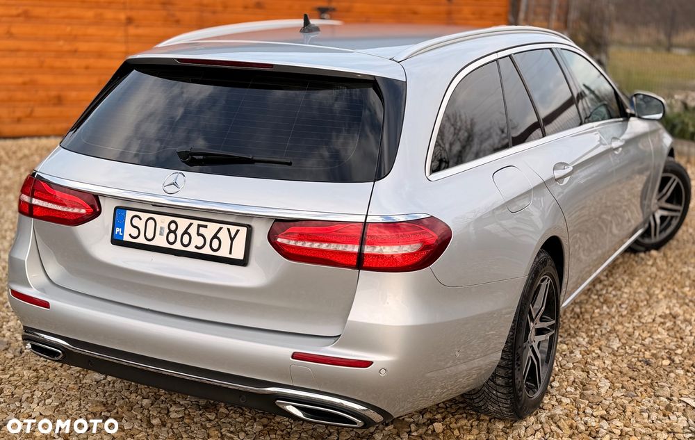 Mercedes-Benz Klasa E - 16