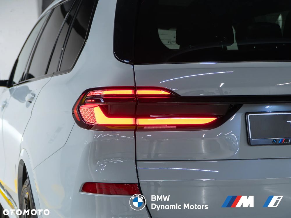 BMW X7 - 11