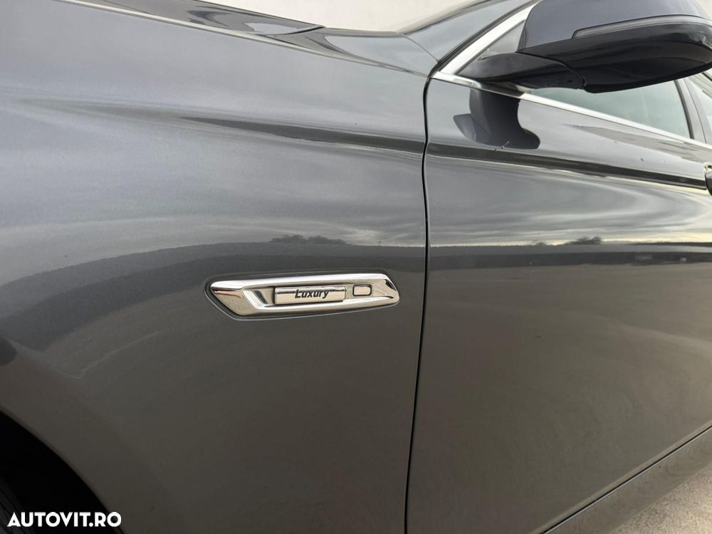BMW Seria 5 520d Aut. Luxury Line - 17