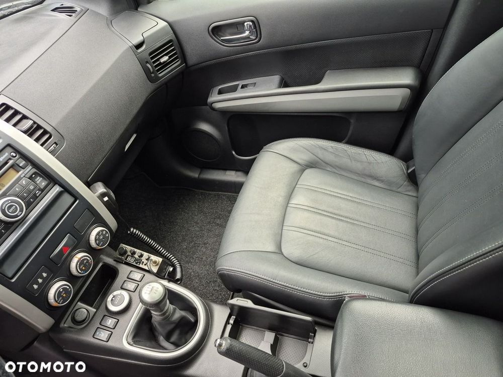 Nissan X-Trail - 10