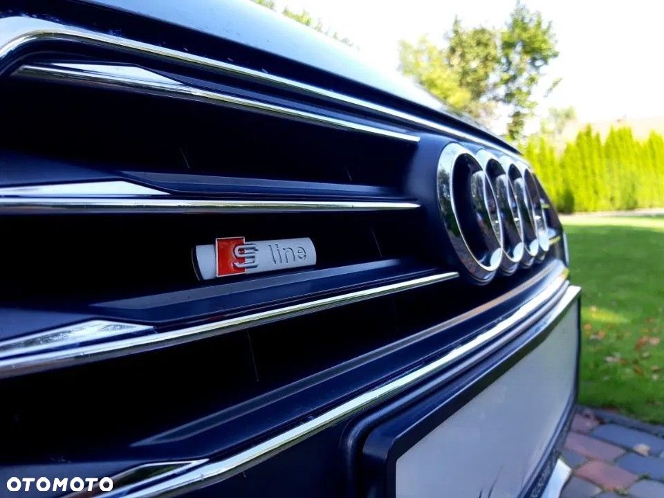 Audi A4 Avant 2.0 TDI Design - 29