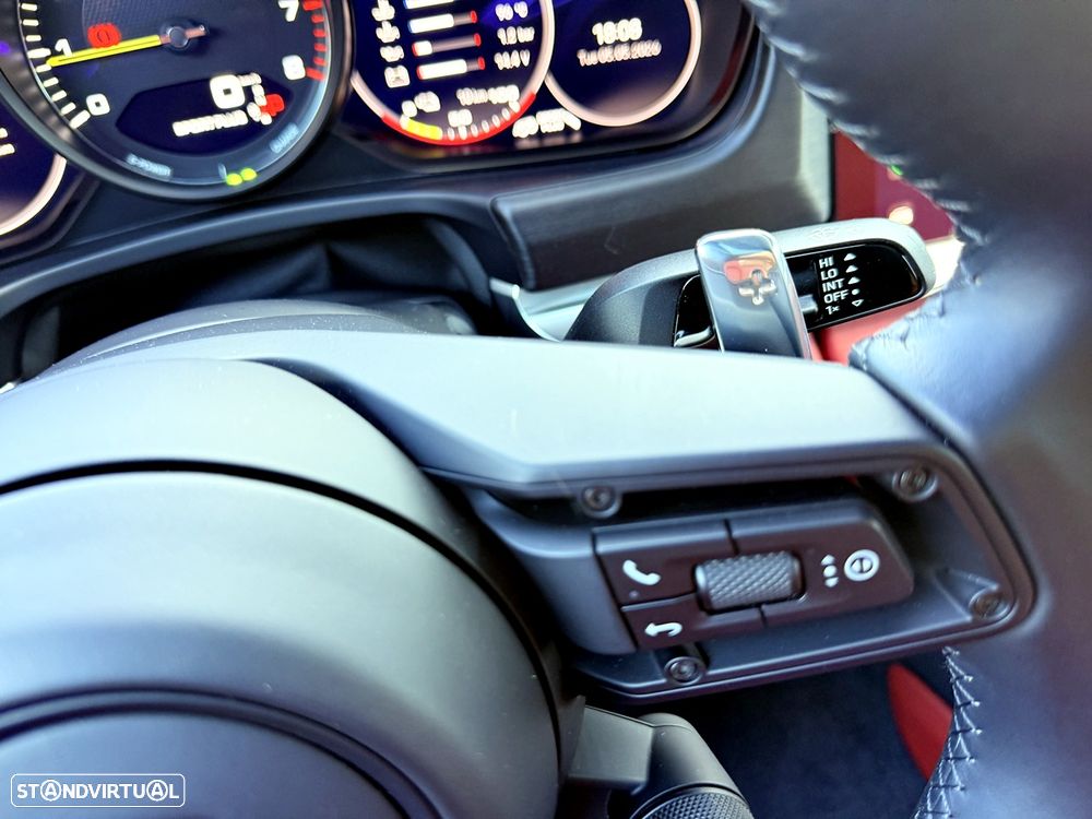 Porsche Panamera 4 E-Hybrid Platinum Edition - 14