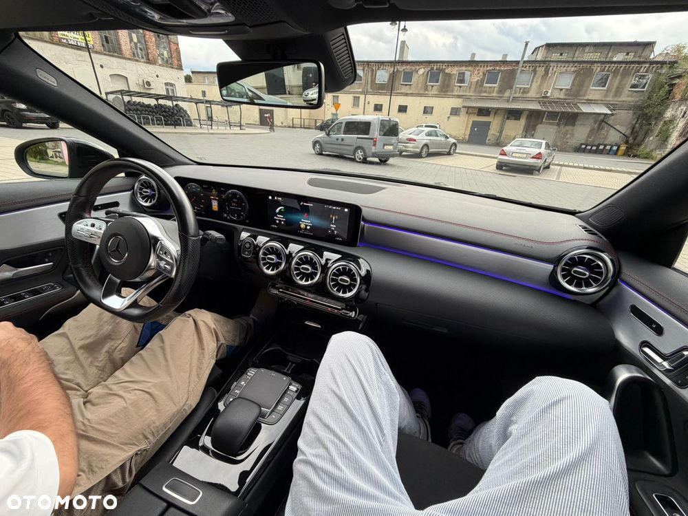 Mercedes-Benz CLA 200 AMG Line 7G-DCT - 11